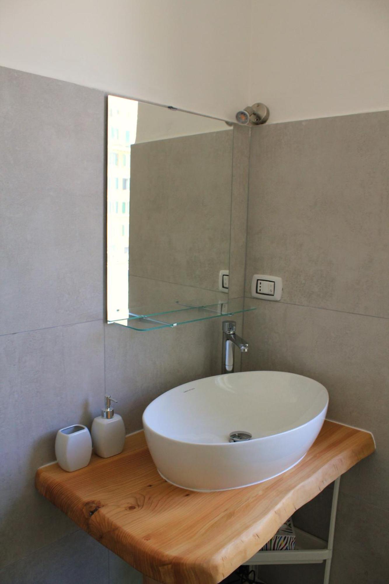 Epirhome, Tra Colosseo E Porta Santa Apartment