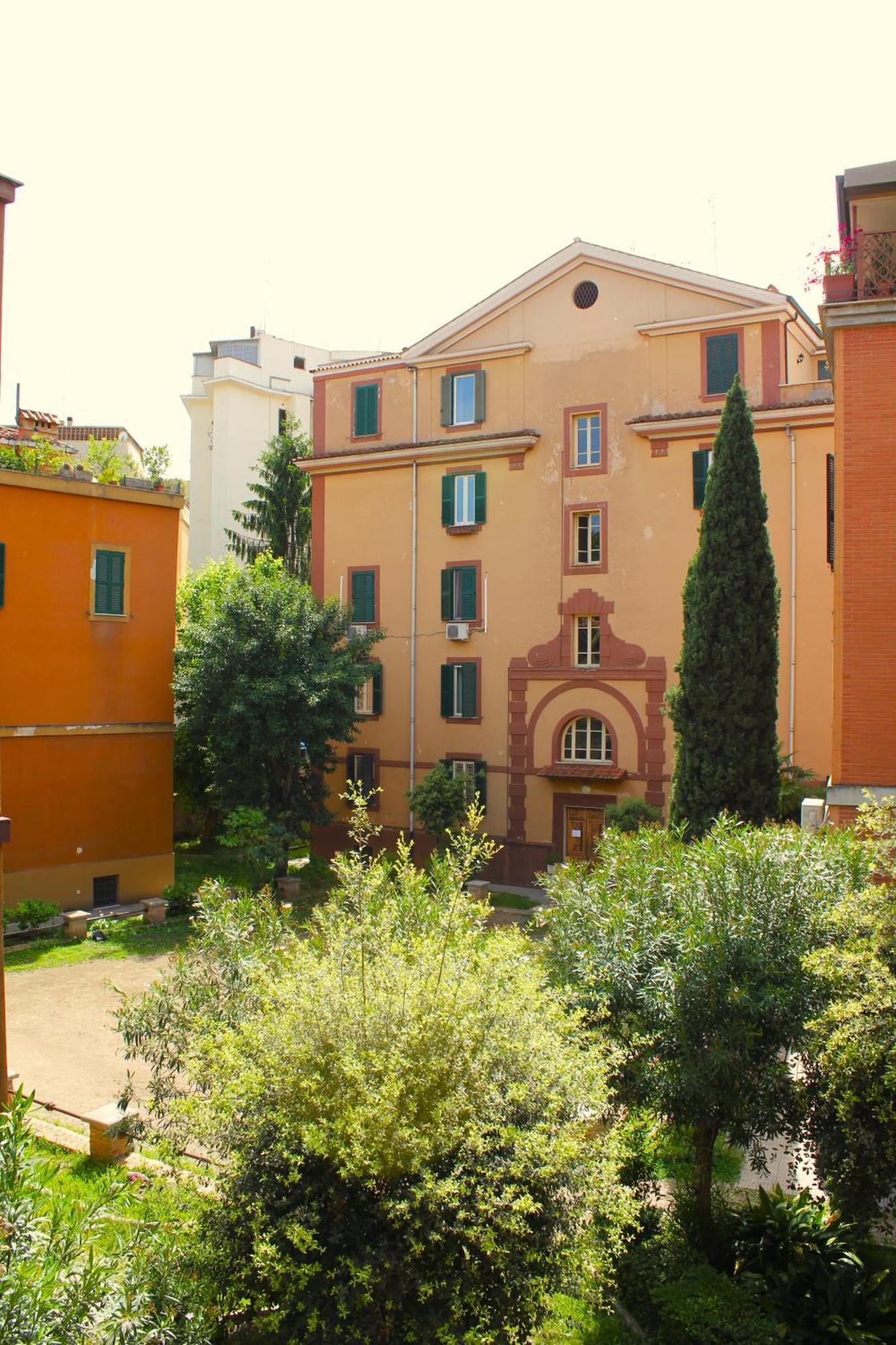 Apartment Epirhome, Tra Colosseo E Porta Santa
